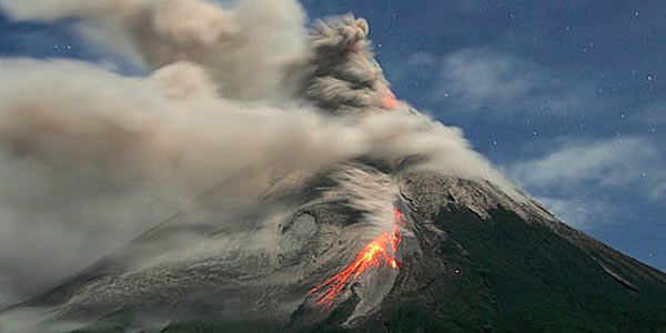 Sekilas mengenal Sosok Gaib Penunggu Gunung Merapi
